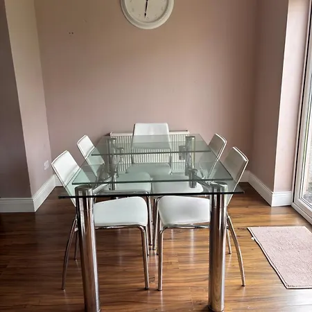 Quarto No Centro De Adare Homestay szállás